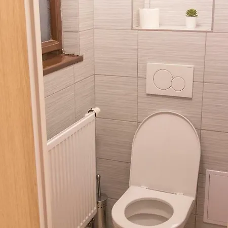 U Garazi 2 Lägenhet